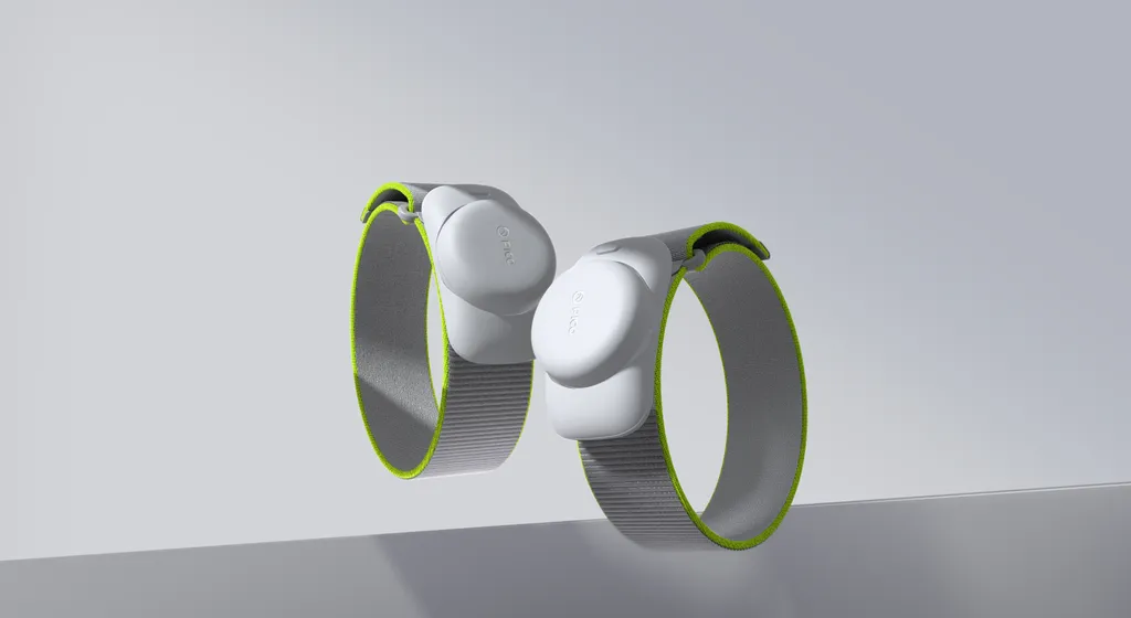 Pico Motion Trackers Add Leg Tracking To Pico Headsets