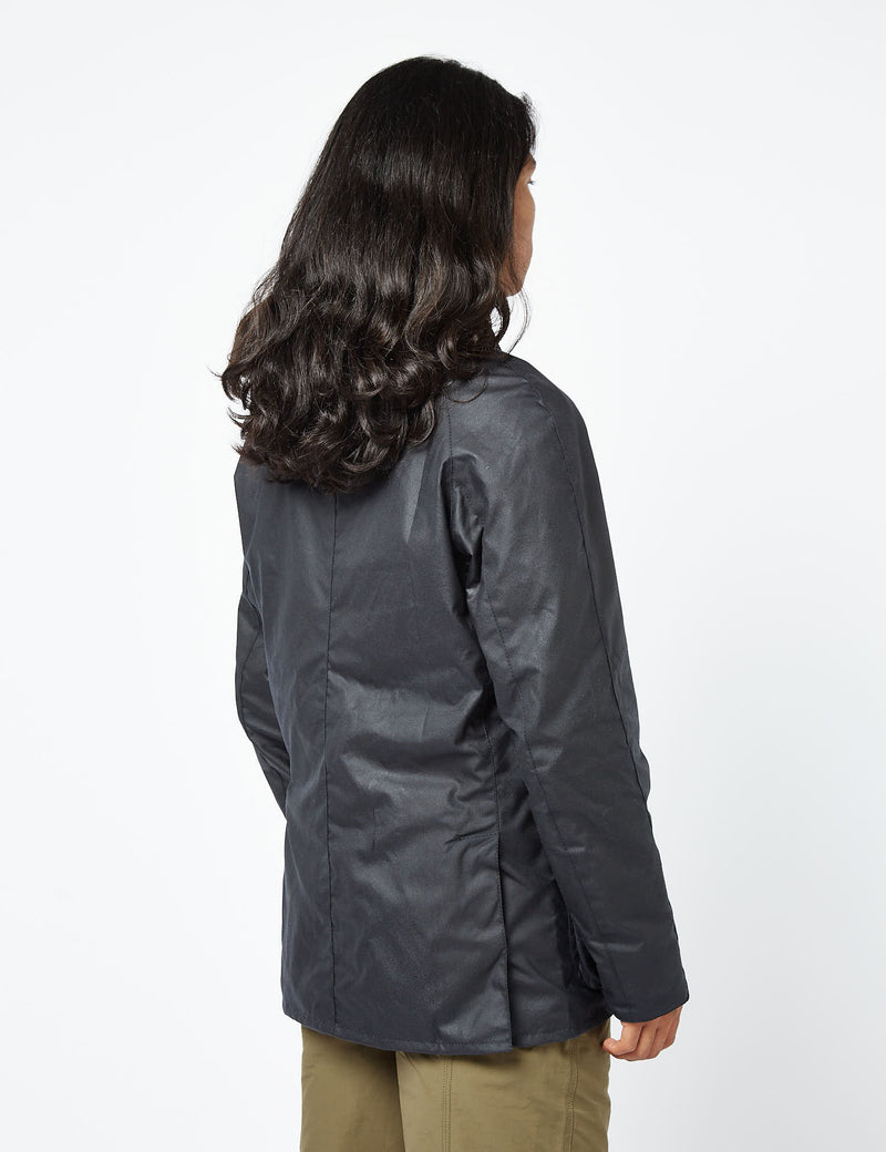 バーバーアシュビーワックスジャケット-ネイビーブルー|URBAN EXCESS。