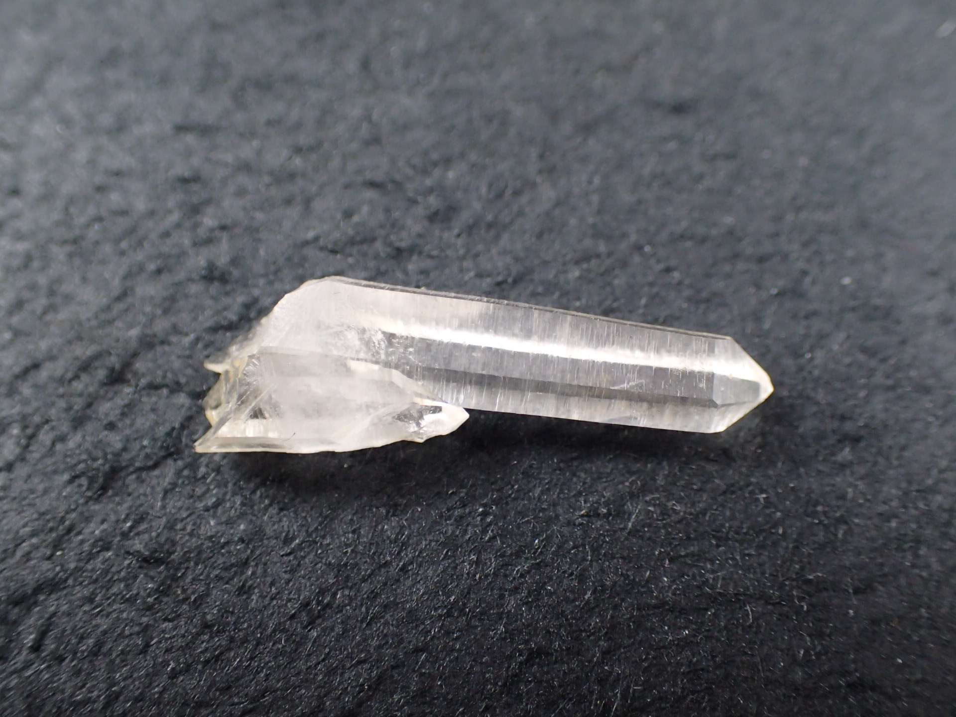 最高品質乙女水晶 山梨県 乙女鉱山 産 ｜石の販売専門店【vec stone club】