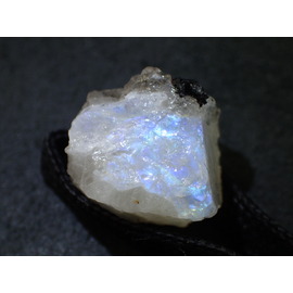 最高品質ブルームーンストーン原石 スリランカ 産 ｜石の販売専門店