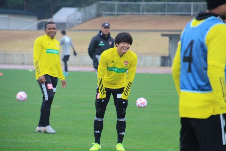 予約限定】2020選手着用トレーニングウェア販売のお知らせ | ベガルタ