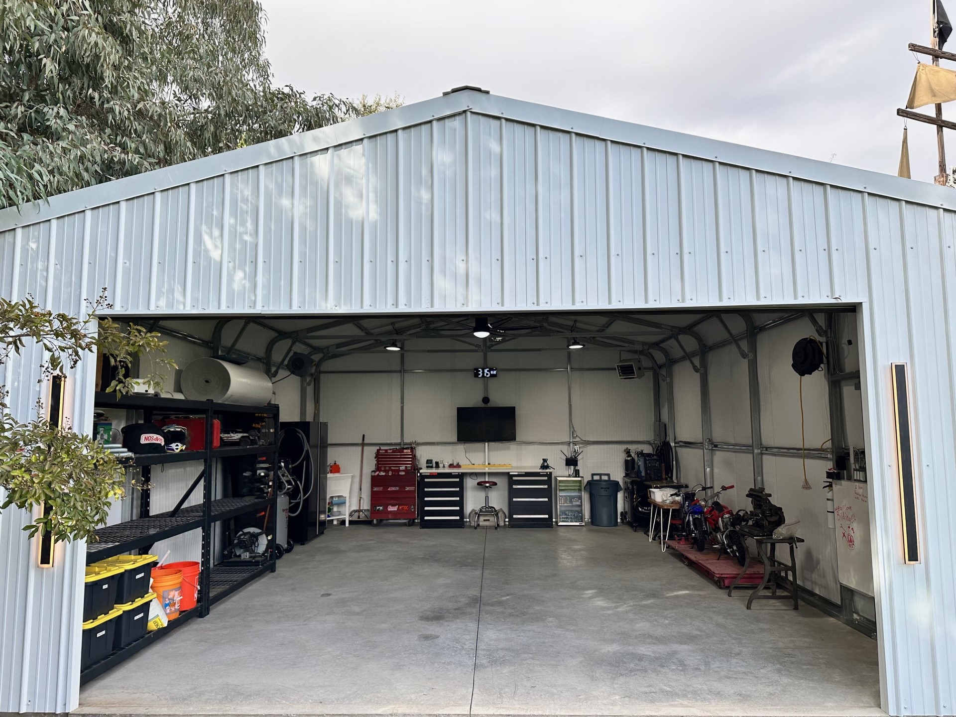 Summit Garage - 30'W x 30'L x 10'H - Garage or Building - Building