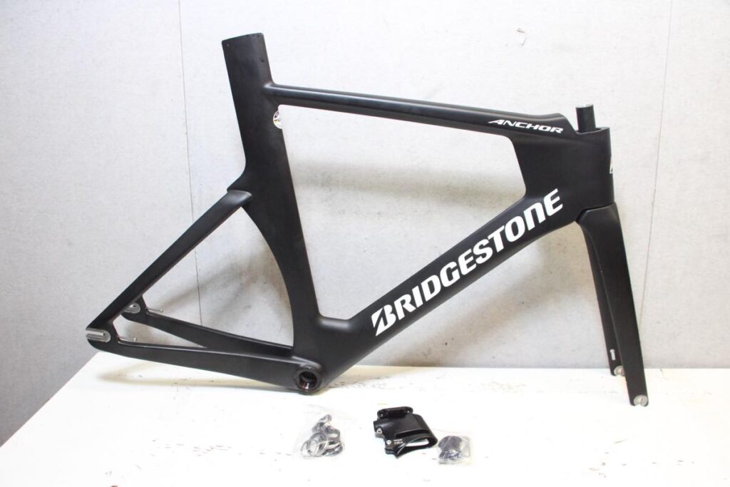 BRIDGESTONE トラックフレームTS9