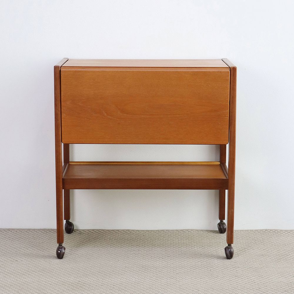 天板を広げるとテーブルになっちゃう♪ トロリー VC109-084