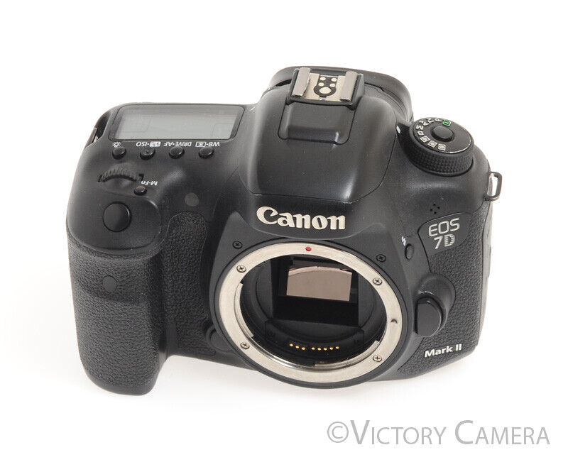 Canon EOS 7D Mark II 20.2MP Digital SLR Camera Body w/ Charger [EXC]