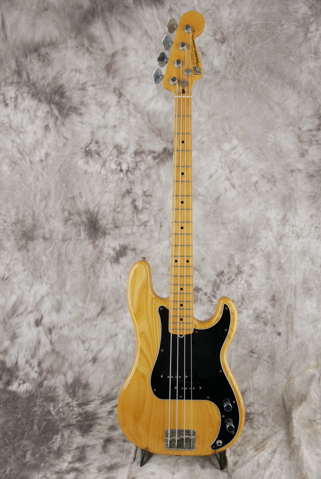Fernandes Precision Bass