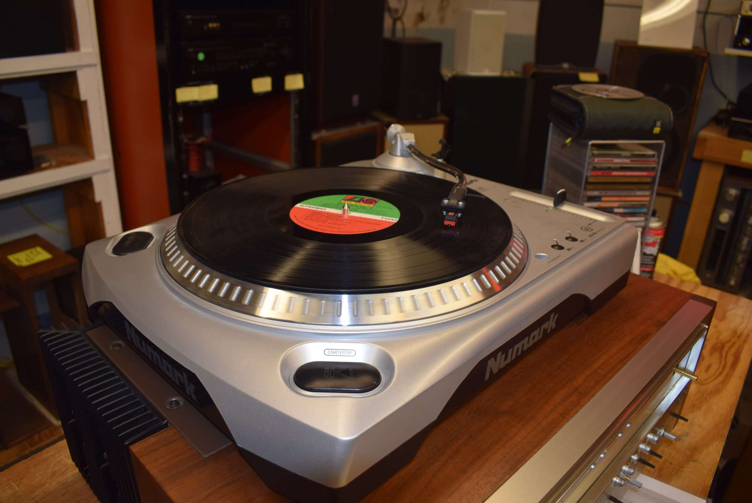 Numark Turntable - Model: TT-USB | Vintage Audio Exchange