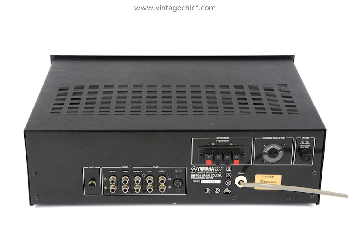 Yamaha CA-V1 Natural Sound Amplifier | VU Meters | Rack Handles