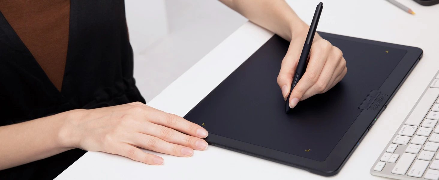 ペンタブレット Medium | Xencelabs 公式ストア