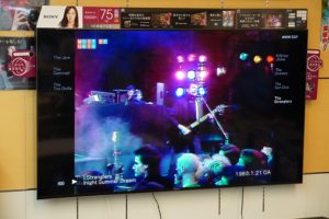 諦めないで！】今使っているテレビ台に大型テレビが乗ります！足幅調整