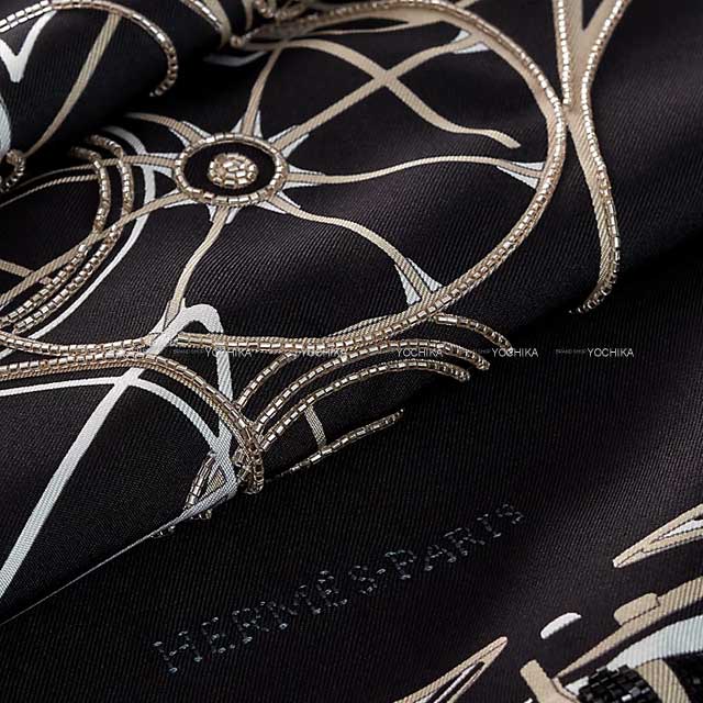 HERMES エルメス スカーフ カレ90 プレシュー コンプリケーション