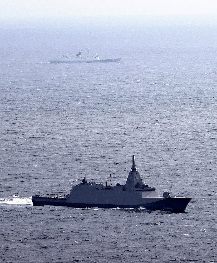 中国、東シナ海「防空識別圏」境界付近に常時複数軍艦…海上自衛隊の