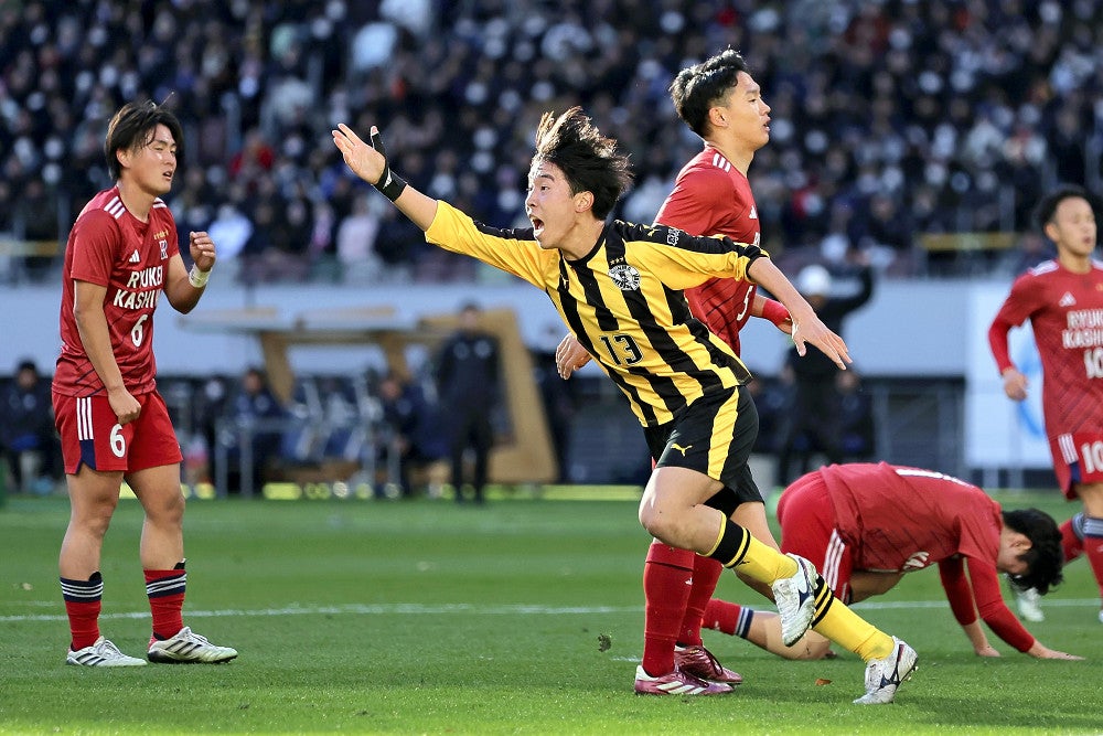 全国高校サッカー、前橋育英が7大会ぶりV…流通経大柏とのPK戦を9