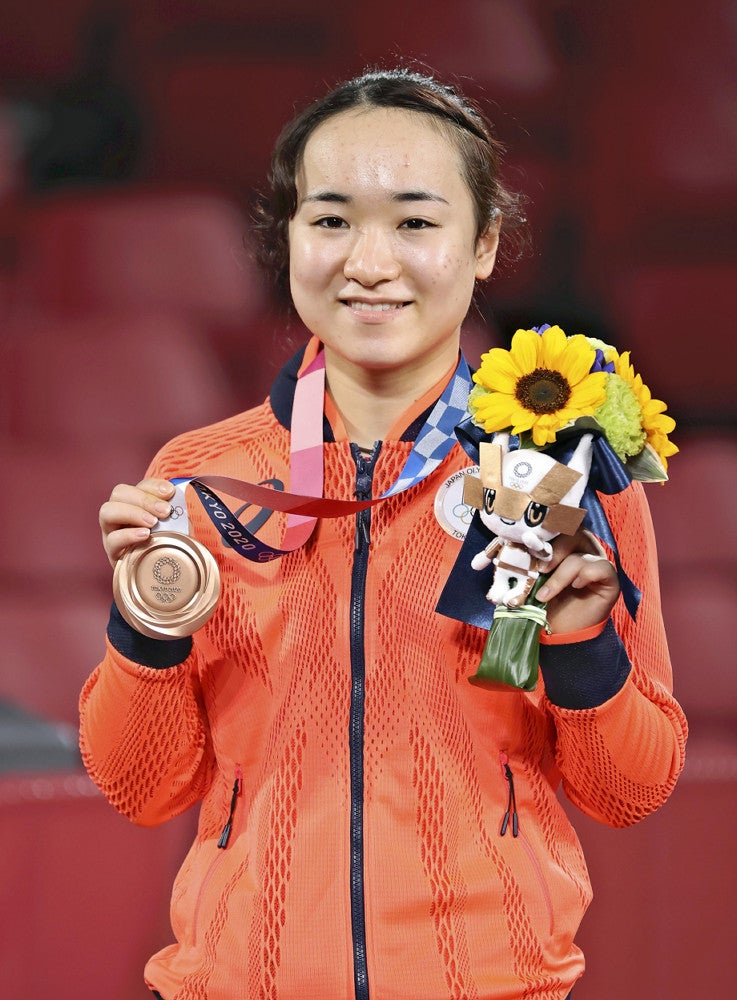 伊藤美誠、シンガポール選手下し「銅」…卓球の女子個人種目で日本勢初