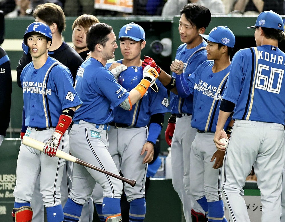 WBC:侍ジャパンの4番・村上宗隆がソロ本塁打、トリプルプレー完成…5