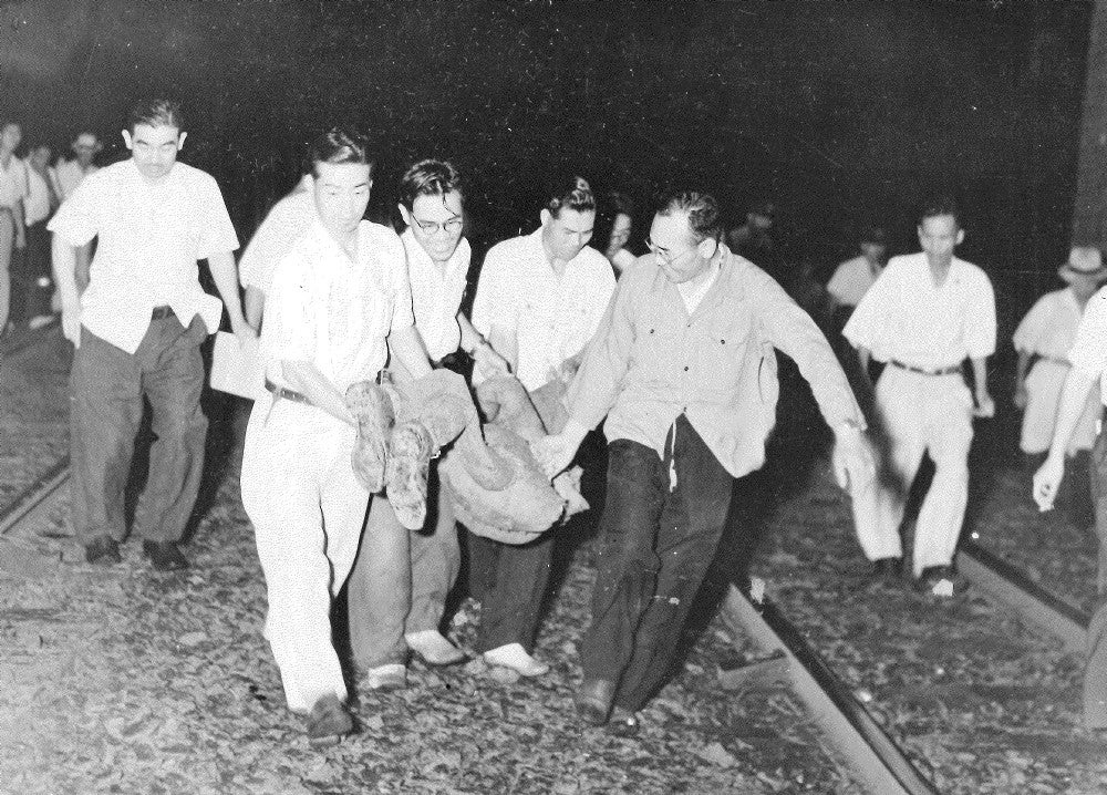 下山事件の謎…血痕・足首や靴・D51実験、「ガリ版」が記して「白書