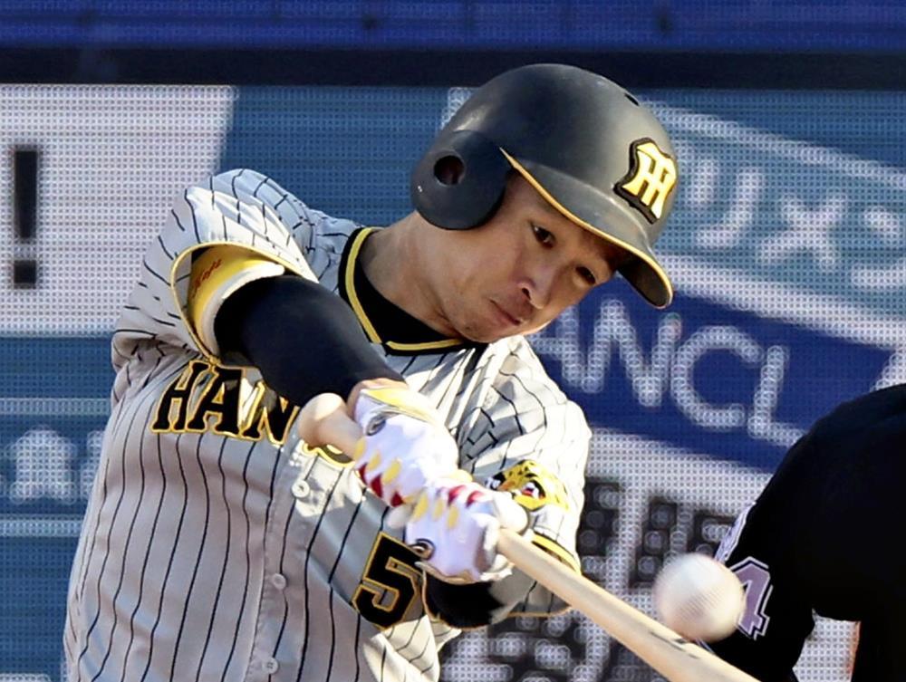 WBC:侍ジャパン「有力候補」だった阪神の近本が強化試合で山本由伸から