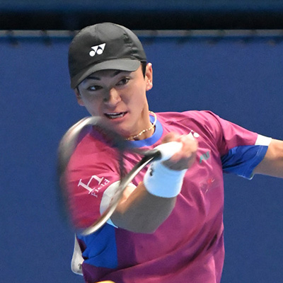 ソフトテニス全日本王者 船水颯人選手（水原市庁）と総合契約を締結