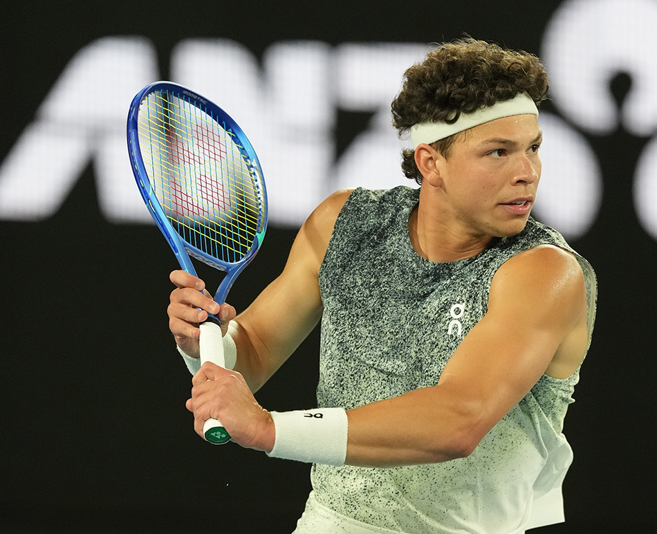 メルボルンの青空に踊るチームヨネックス 男女9選手がベスト16に進出