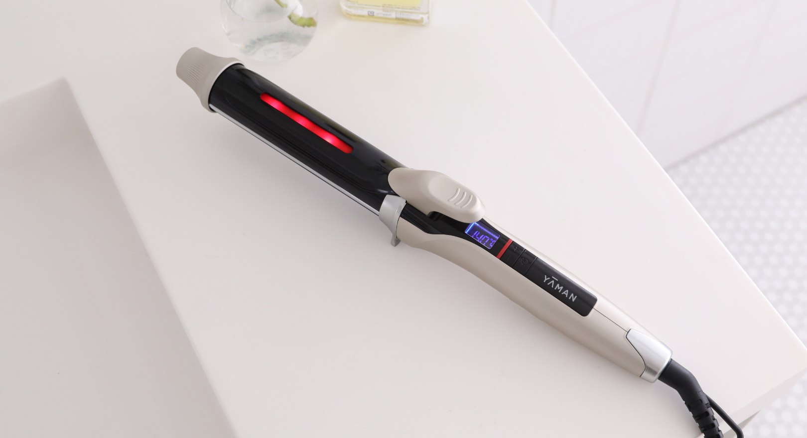 保水ヘアアイロン」シリーズから待望のカールタイプが登場！「スムース