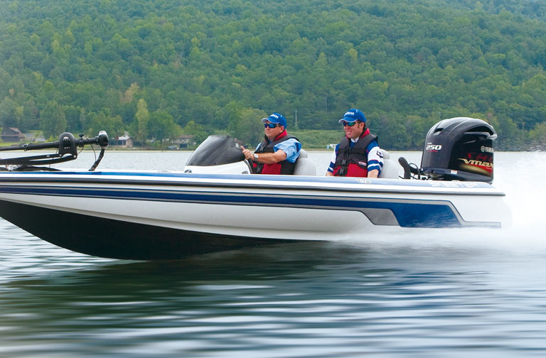 船外機 - マリン製品 | ヤマハ発動機