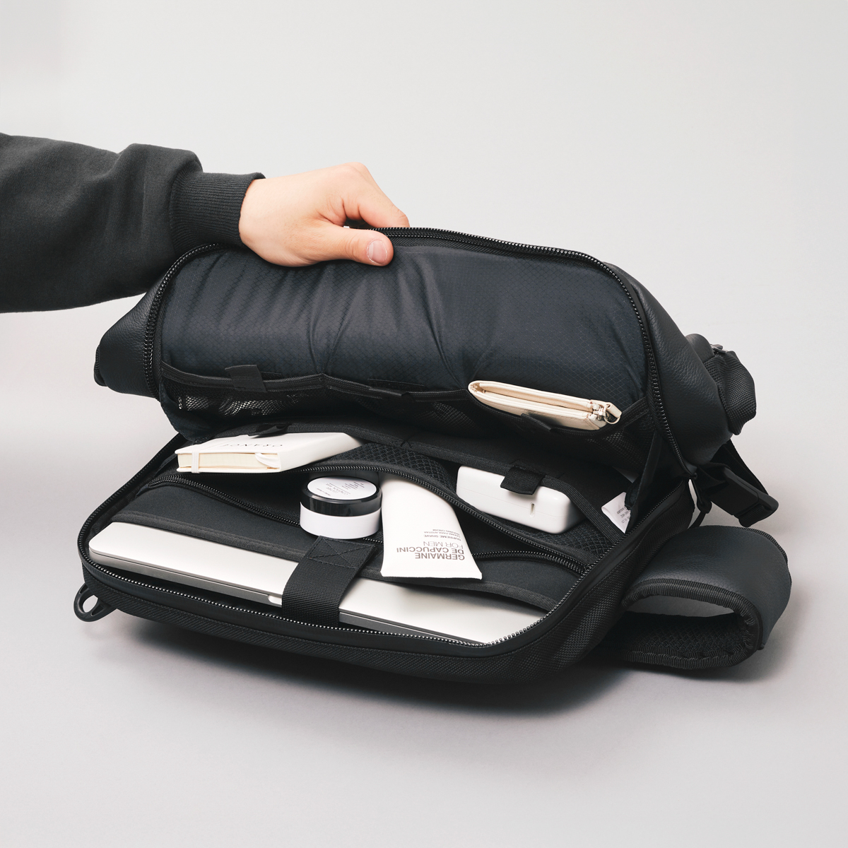 BROSKI & SUPPLY アジャストビッグスリングバッグ | かぜとゆき