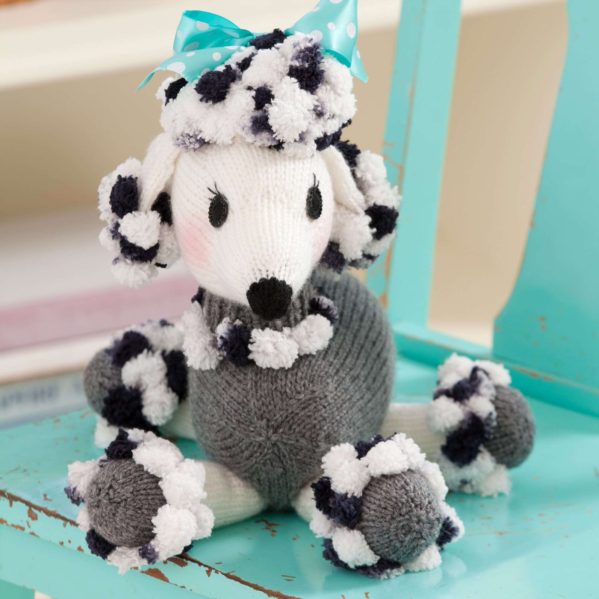 Free Red Heart Dominique Pomp-a-Poodle Knitting Pattern