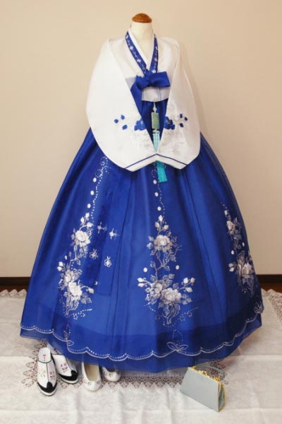 41_チマチョゴリレンタル韓服化繊_バスト83～93cm_身長+靴高さ167