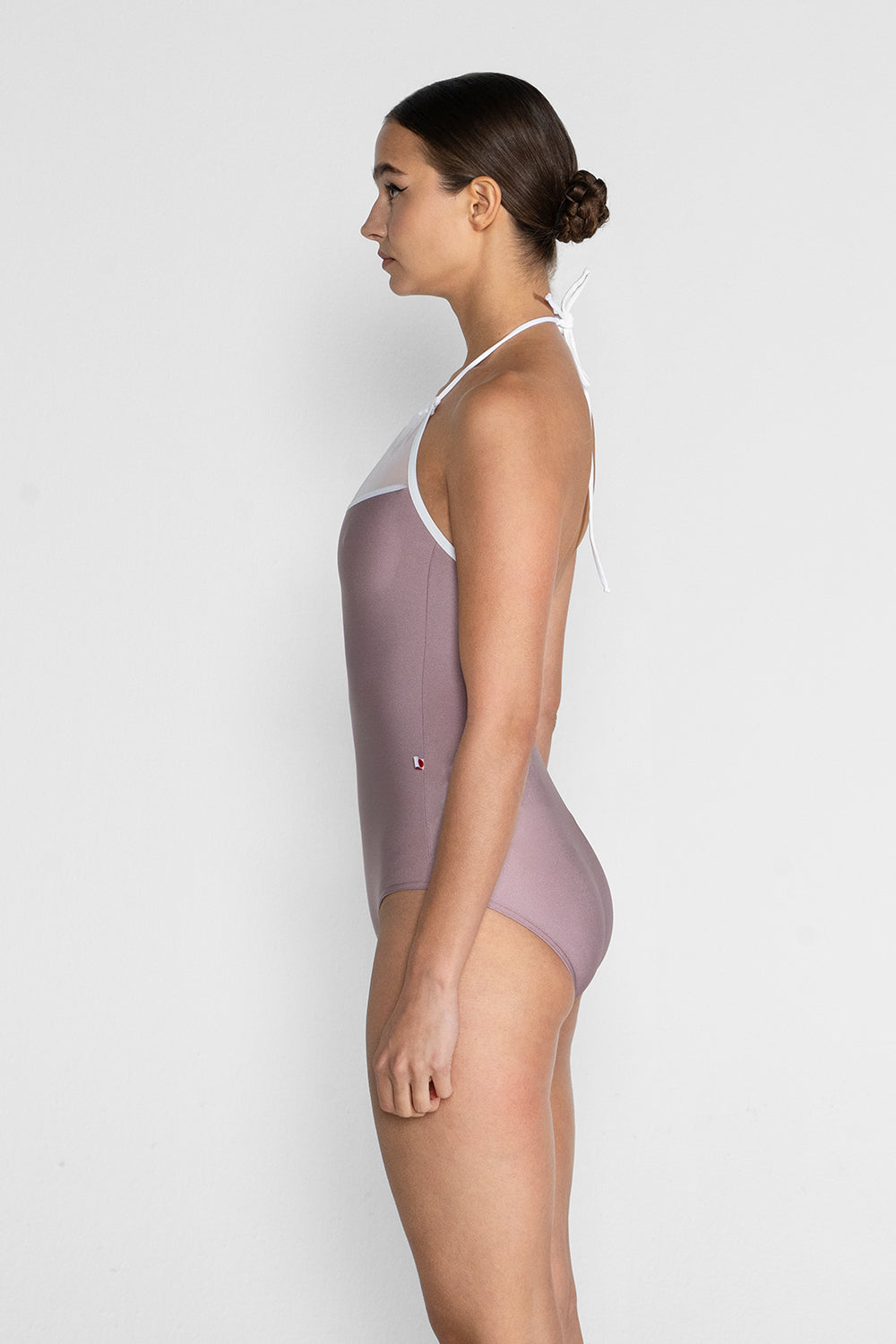 Monique-Mesh Nylon – Yumiko