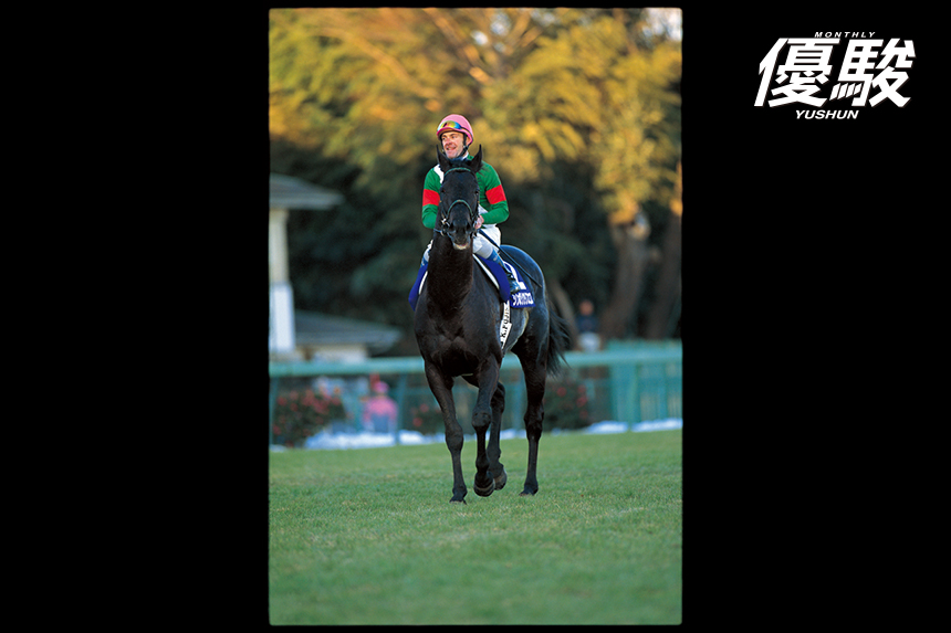 名門の名を継ぐ漆黒の豪傑 シンボリクリスエスの剛健さ | シンボリ