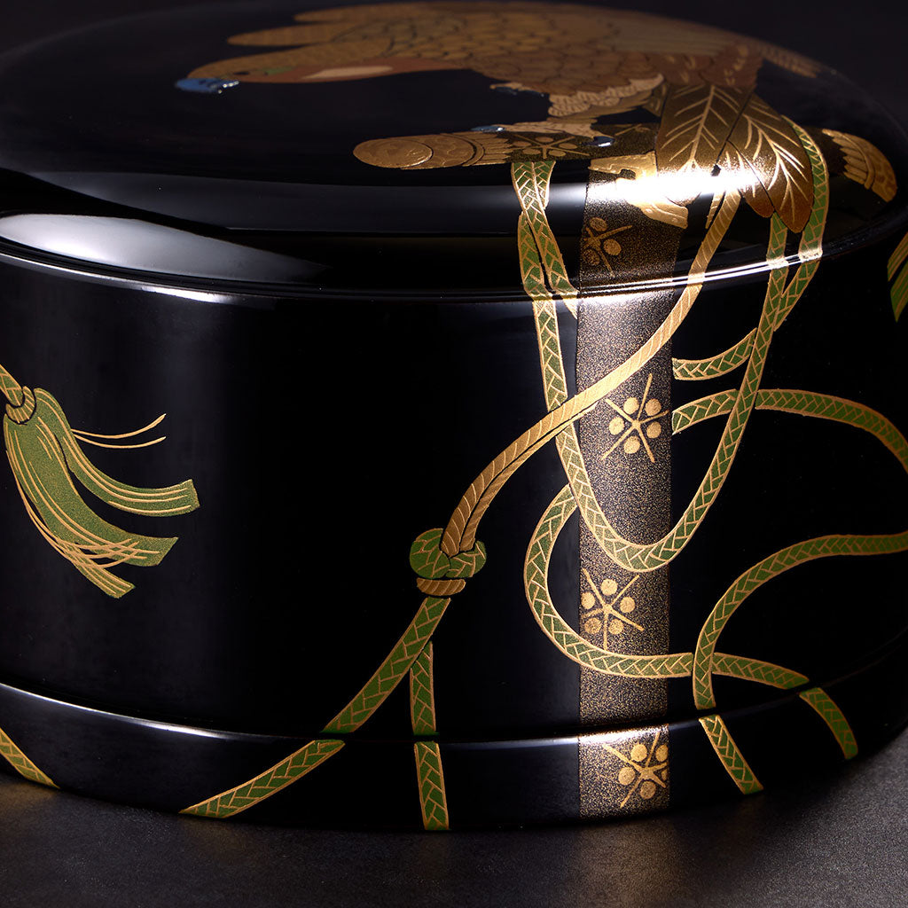 鷹 チリ付丸飾箱 – 象彦 公式オンラインショップ