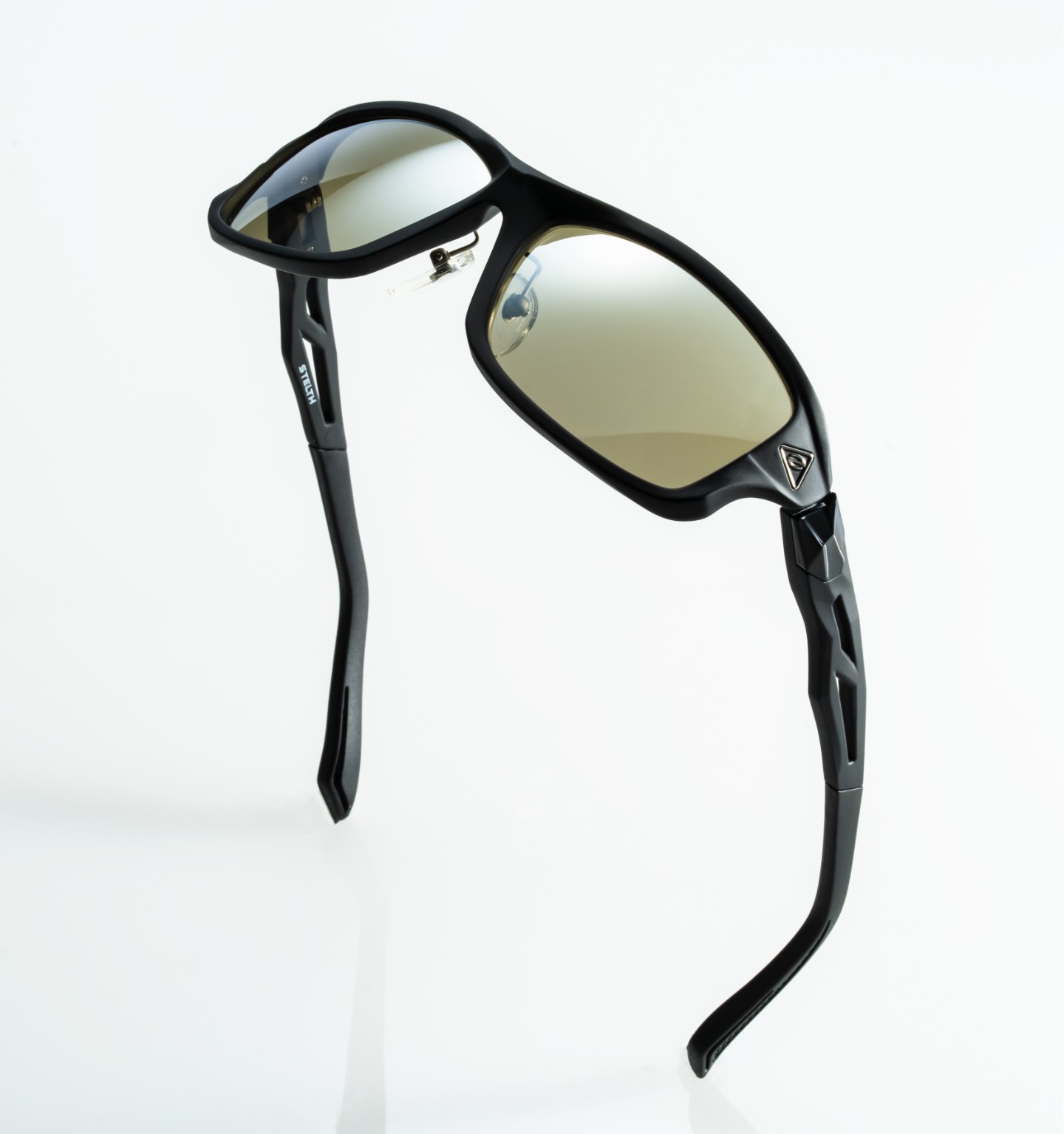 STELTH | Zeque (ゼクー)