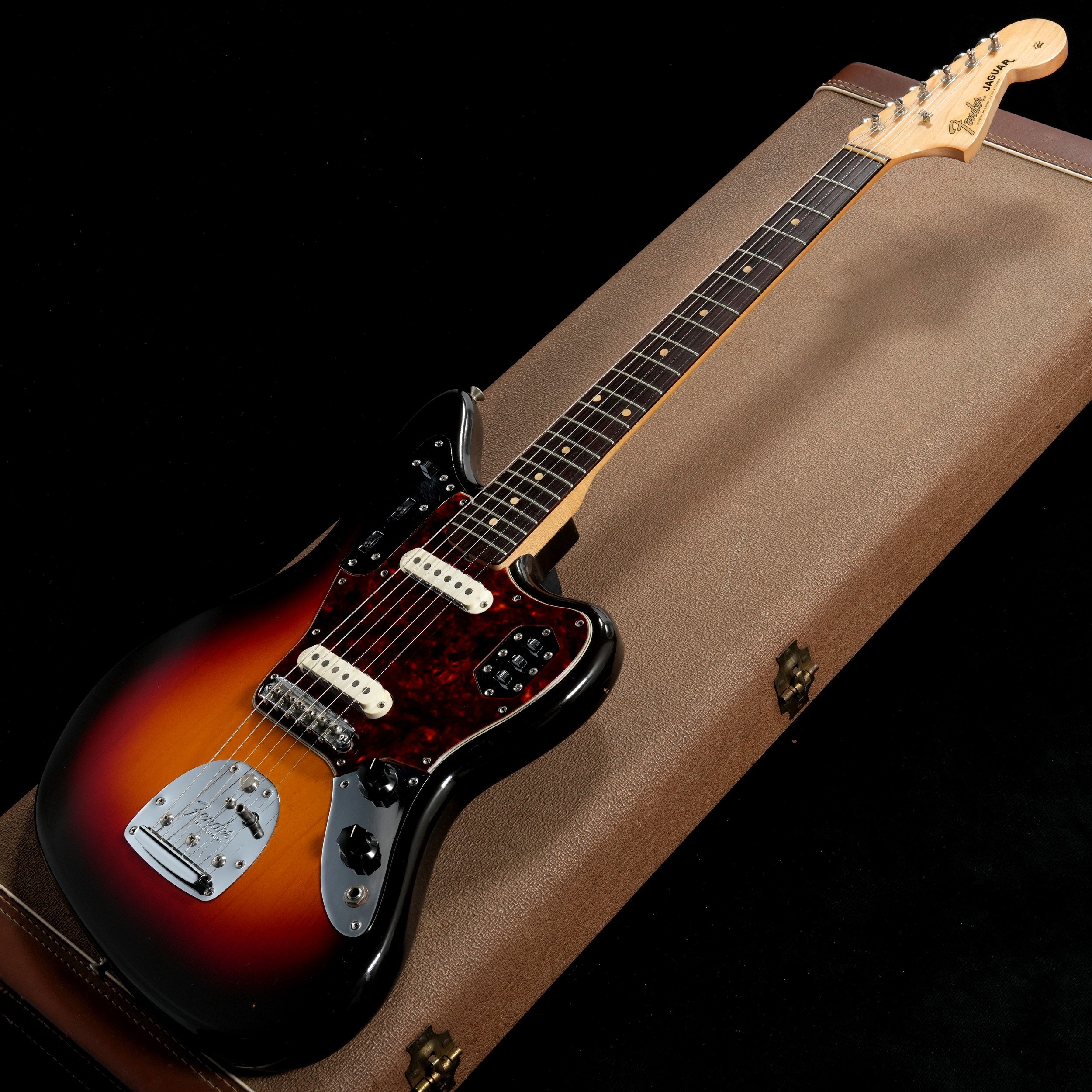 渋谷店VINTAGEブログ＃88】 Fender / 1962年製 Jaguar Sunburst