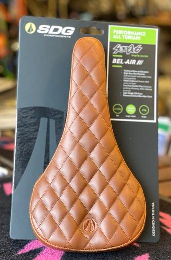 SDGサドル SENSUS /エスディージー ベルエアーV3 -センサス