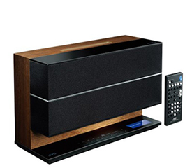 ウッドキャビネットによる上質なサウンドとインテリアにマッチする