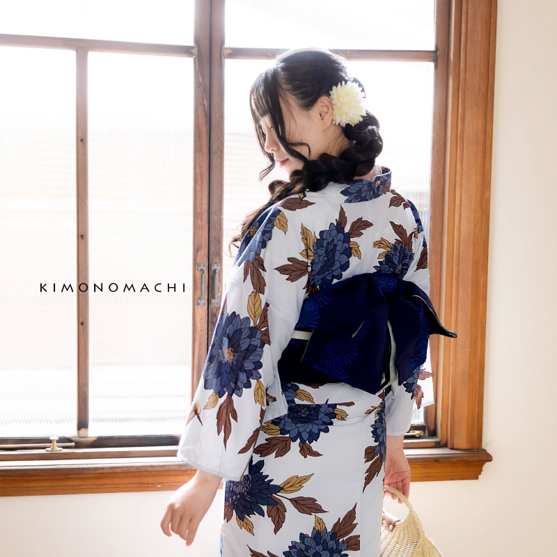 浴衣: YK073 きもの町 スノーホワイト ダリアに蜂鳥 | 京都着物