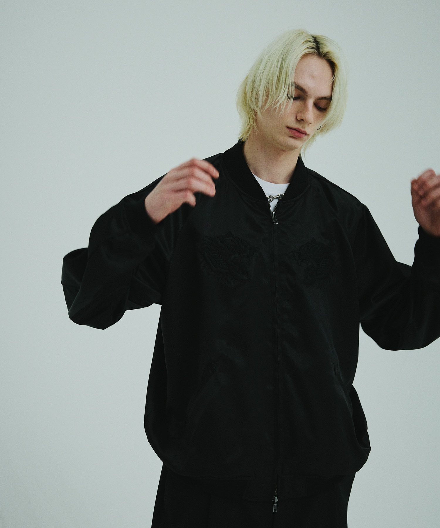 OPENING ACT] ビンテージデザイン虎刺繍スカジャン | OPENING ACT