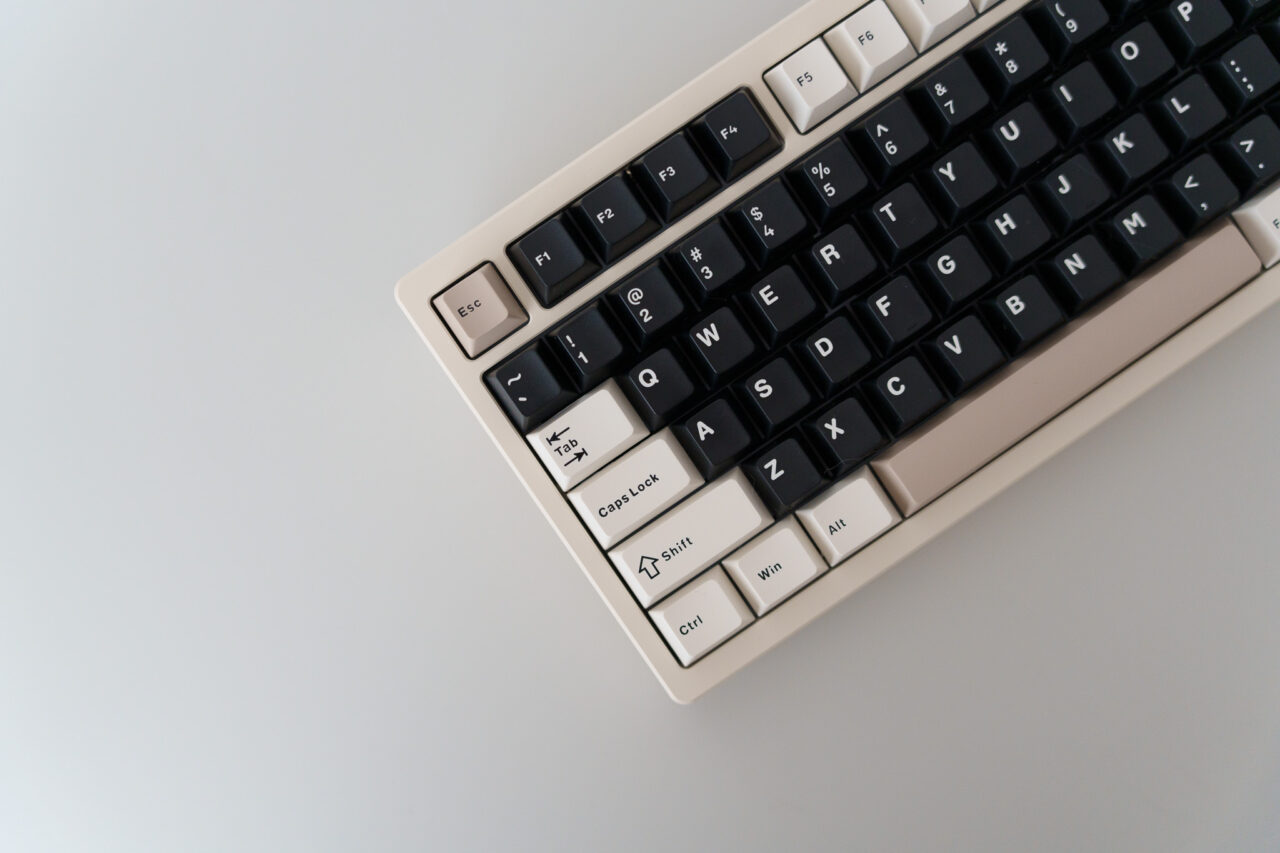 WOBKEY RAINY75 レビュー：雨音のような心地いい打鍵音、日本語配列