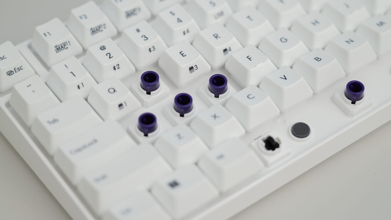 REALFORCE RC1 レビュー：待望の70％サイズが登場、軽量＆コンパクト