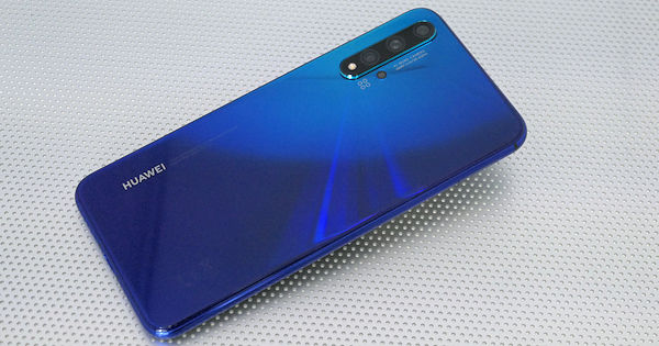 約6万円で買えるスマホ上級機「HUAWEI nova 5T」を使ってみた | 日経