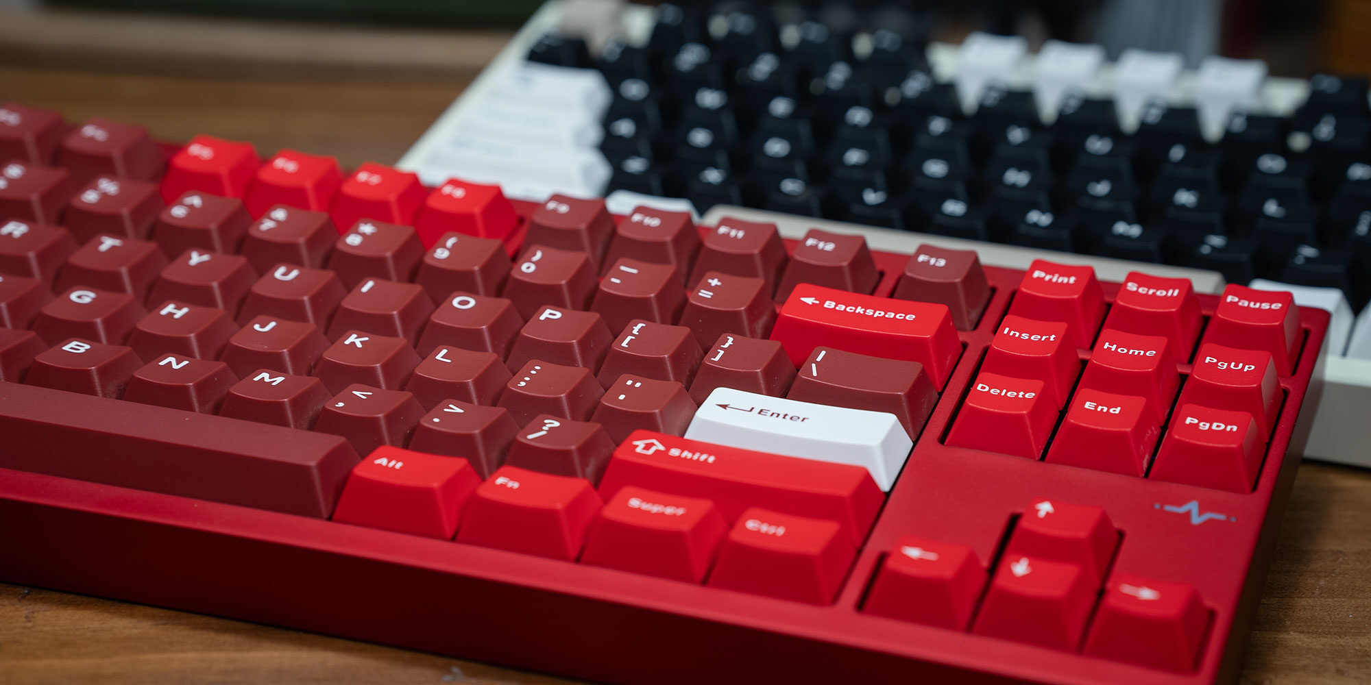 Rainy75のDNAを継承した美しいキーボード！WOBKEY Crush80レビュー