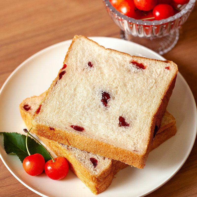 許してちょんまげ さくらんぼ 山形発高級食パン｜清川屋