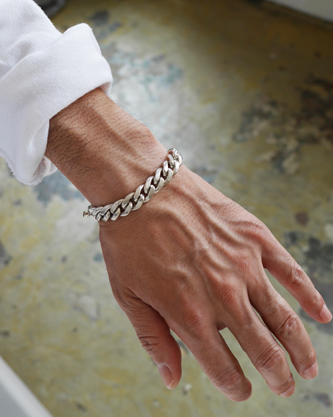 Re-Arrival!! MADE IN CALIFORNIA T-BAR CHAIN BRACELET | 大阪心斎橋