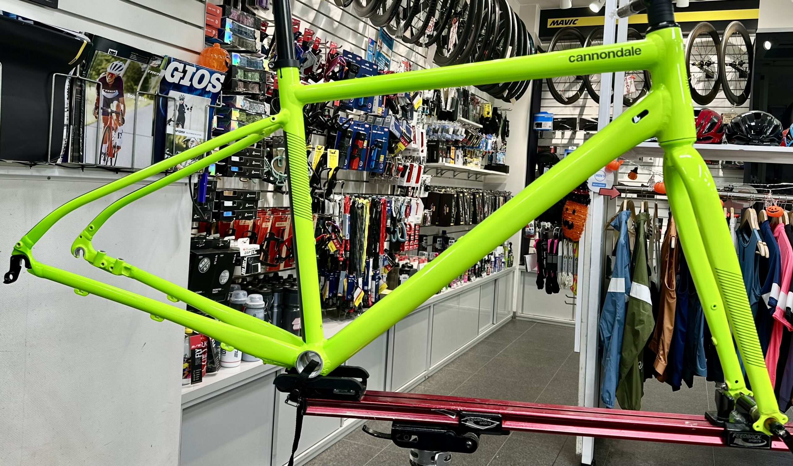 クロスバイクを劇的大改造しちゃいました😃 三宮ヤマダサイクル