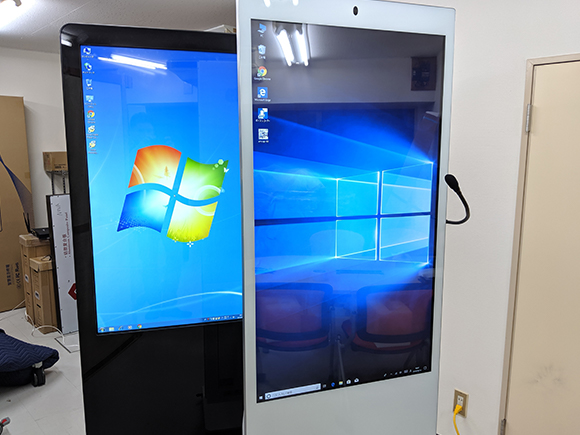 32インチAndroid搭載自立スタンド横型屋内用デジタルサイネージ YSD