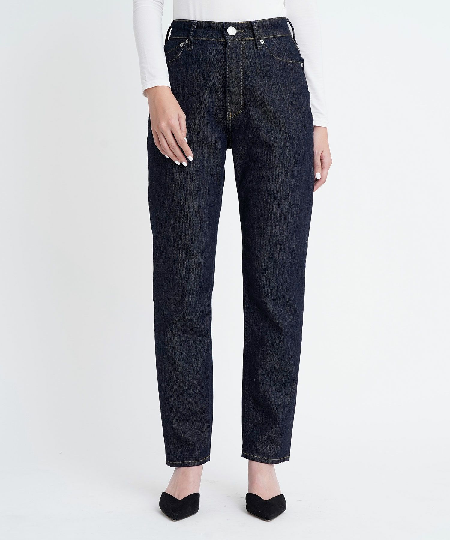 スリムテーパード