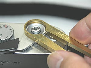 ライカM6 分解 トップカバー