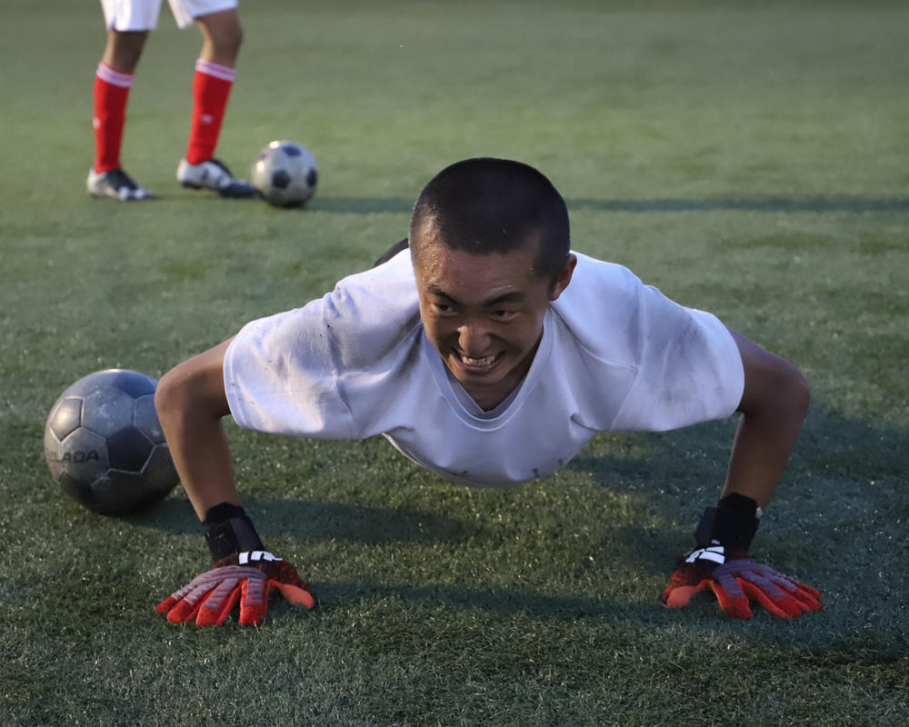 大阪の強豪校・関大一高校サッカー部の練習に密着！(22枚)：ヤンサカ