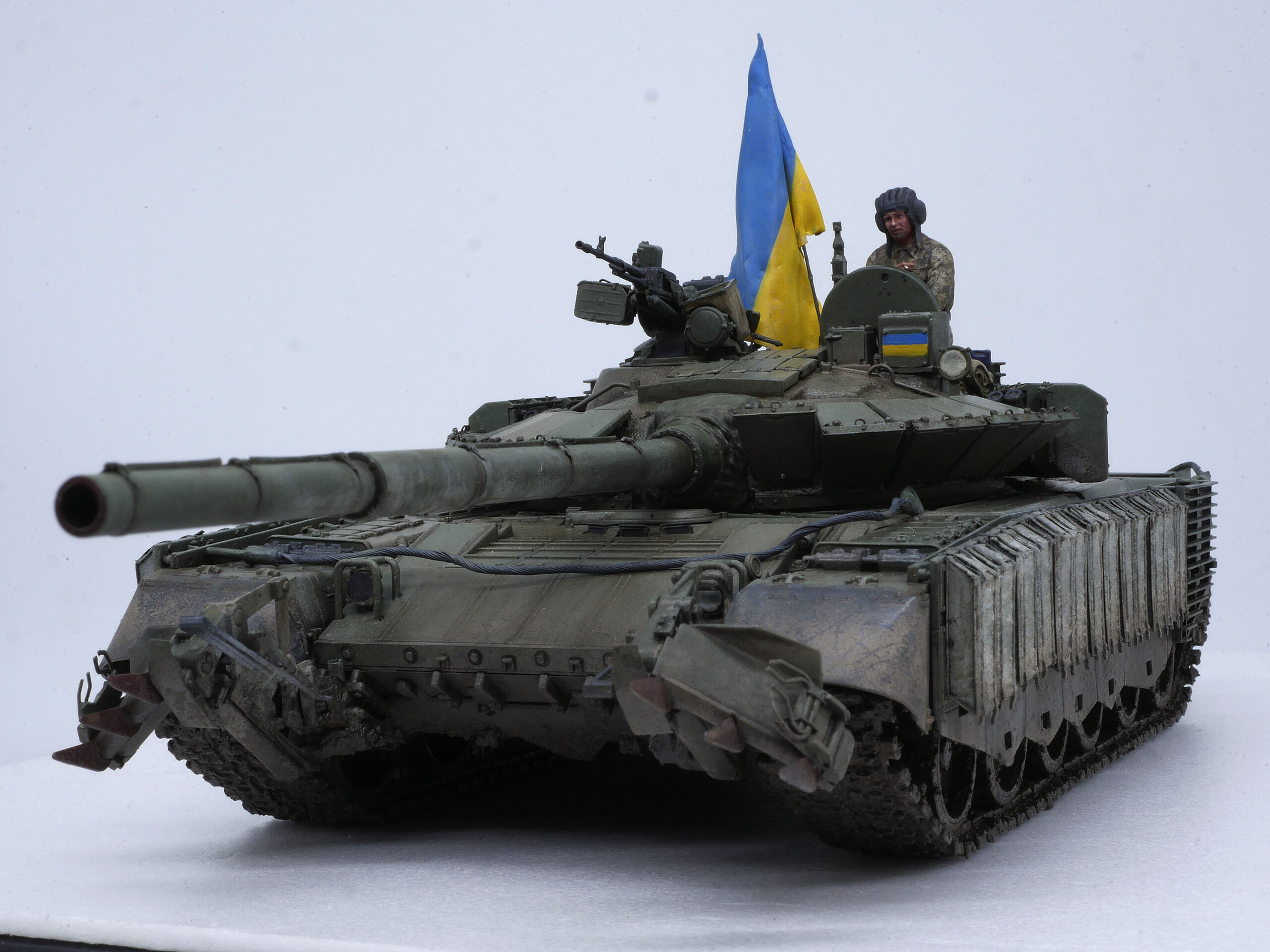 制作依頼品 1/35 TRUMPETER T-80BVM “Bunny” トランぺッター T-80BVM