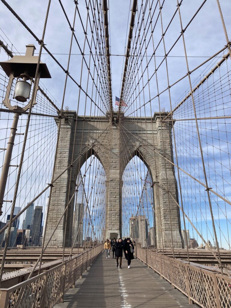 ニューヨーク】ブルックリンブリッジを歩いて渡ろう おすすめ観光